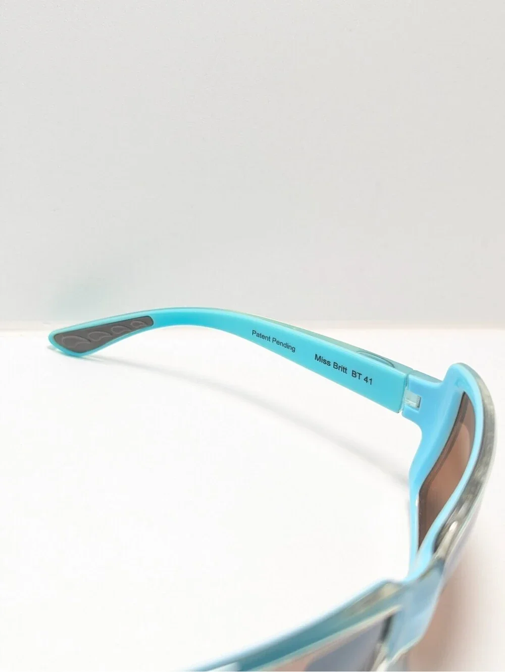 Costa del Mar Miss Brit BT41 Orange Copper UV Blue Aqua Women's Chic Sunglasses